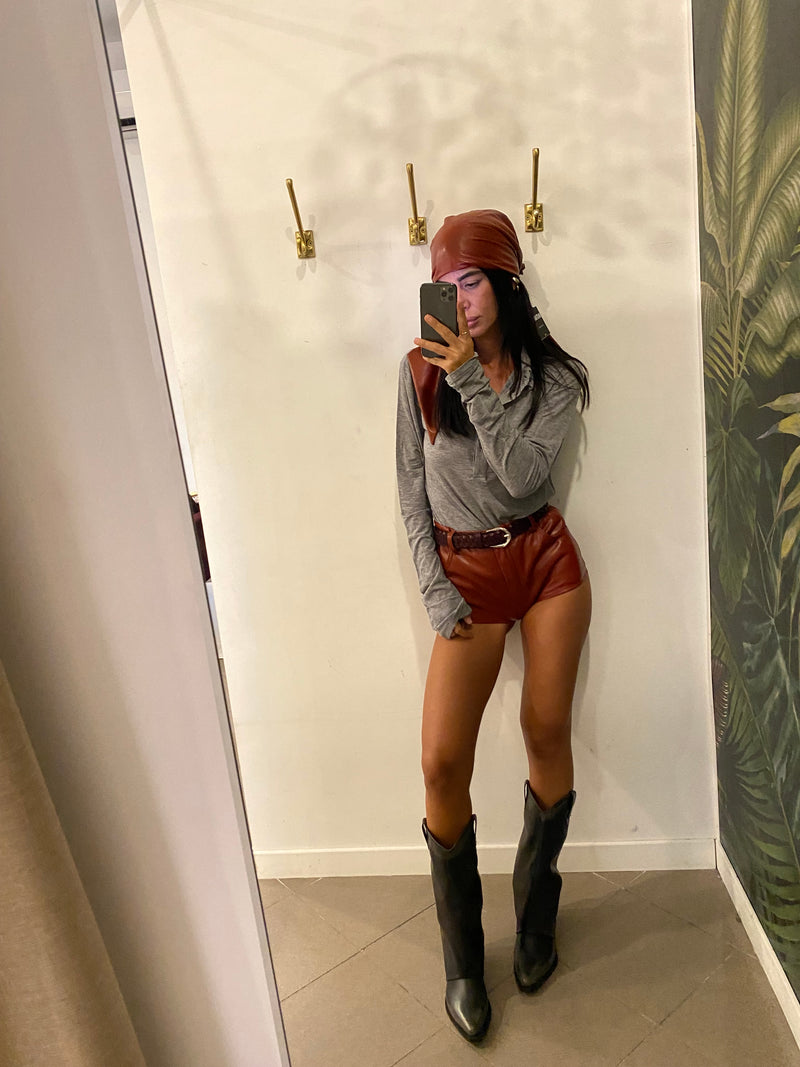 Mini shorts kostumn
